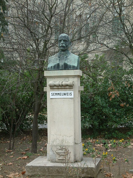semmelweisbuste.jpg semmelweisbuste.jpg